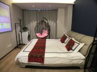 逸和精品酒店公寓(南京天隆寺地铁站店) - 吊篮大床房
