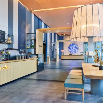 Pagoda Hotel Hangzhou West Lake · Wulin Plaza Отели рядом с достопримечательностью «Городской больница в нижнем городке, Чжэнчжоу»