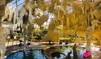 Dali Geothermal Paradise Hotel - Hot Springs