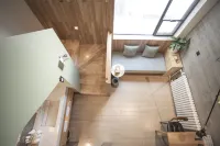 Jiujianfang (Xiangyang Railway Station People's Square)