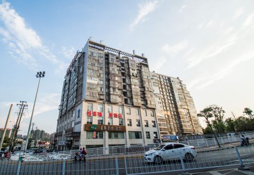 글로리어스 호텔 창사