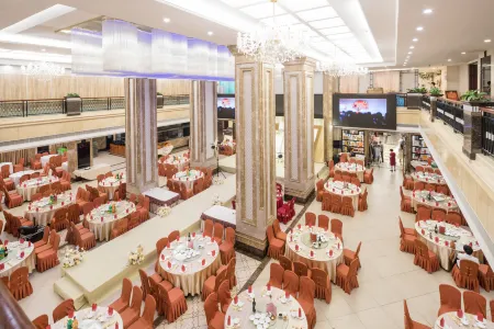 Maoming International Hotel Отели рядом со станцией Maoming Railway Station