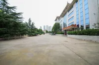 7 Days Premium Hotel (Jinan Shanda Second Hospital Red Star Macalline Shandong No.1) Hotels in Jinan