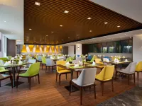 Hampton by Hilton Shenyang Olympic Center Hotels near Hunnan