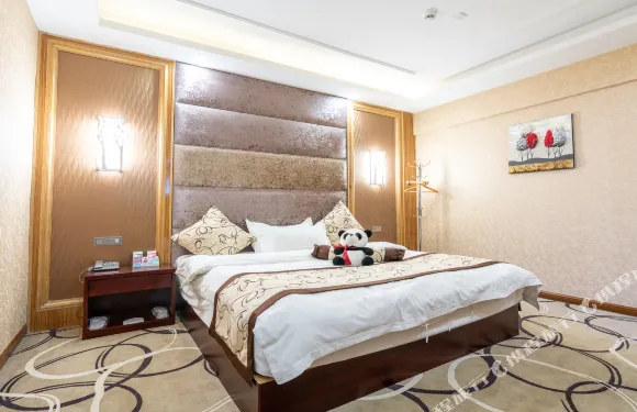 汶川岷江假日酒店