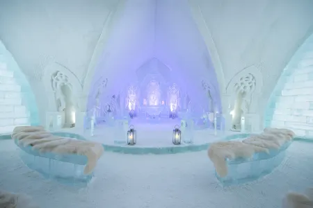 Hotel de Glace (Ice Hotel) Отели рядом с достопримечательностью «Nordique spa Stoneham»