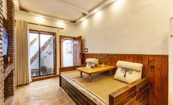 Liushe Shangpin Hostel - Housity