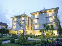 Nantra Chiangmai Riverfront Hotel Hoteles cerca de Puente de Mengrai