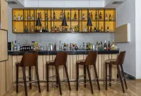 Fairfield by Marriott Chennai Mahindra World City - bar