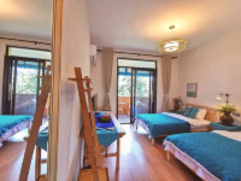 Fengzaijiaju Jingsu Shufang Hotel