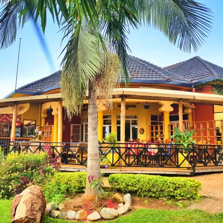 Yambi Guesthouse