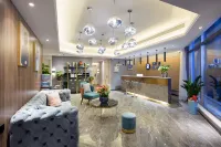 Ruobilin High view of the river Hotel