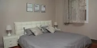 Qingdao Island Garden Hostel - 优雅的双人房间