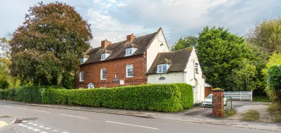 Springfield House - Birmingham Airport & NEC Hotels in Castle Bromwich