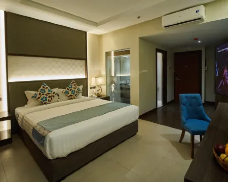 J7廣場酒店 伊洛伊洛市酒店