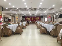 鶴龍大飯店（廣州白雲區人民醫院江夏地鐵站店） 江夏附近的飯店