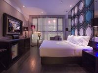 桔子酒店(上海外滩外白渡桥店)