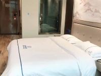 利川莱茵酒店 - 标准大床房