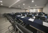 Meihao Lizhi Hotel (Tianjin Binjiang Road  Yingkou Road Subway Station Branch)