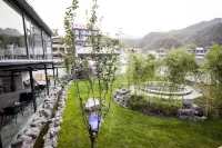 Yesanpo borderless inn