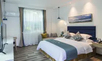 Coastal Hot Spring Resort Отели в г. Хуэйдун