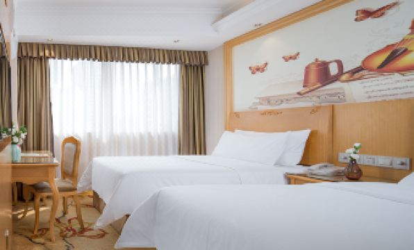 Vienna 3 Best Hotel (Nanning Station)