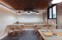 Wubai · Muye High-end Holiday Hostel Hotels in Fenghuang