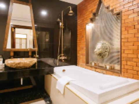 チュチャイブリ スリ アンパワー アムパワーのホテル