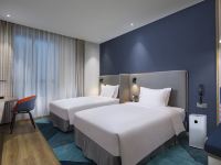 上海康桥智选假日酒店 - 标准双床房