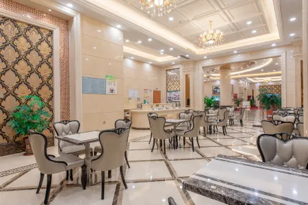 Kinghowe Hotel Отели рядом с достопримечательностью «Former Residence of Peng Pai Martyrs»