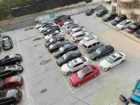 Jinjiang Inn Select (Yangzhong Middle Yangzi Road) - parcheggio