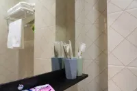 Chengyue Apartment (Longyan Railway Station Shop)