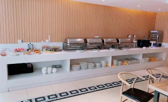 Sushi Light Luxury Hotel (Shanghai Songjiang Rongle East Road)