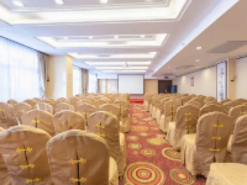 Minghao Holiday Hotel (Pingdingshan Kaiyuan Road Pedestrian Street) Hoteles en Pingdingshan