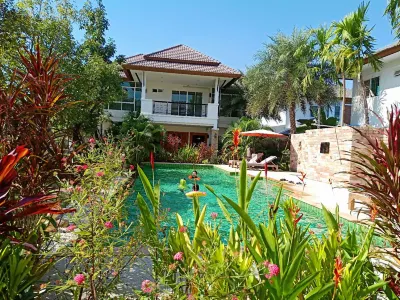 Amy's Chiangmai Villa with Swimming Pool Hotels in Amphoe San Kamphaeng