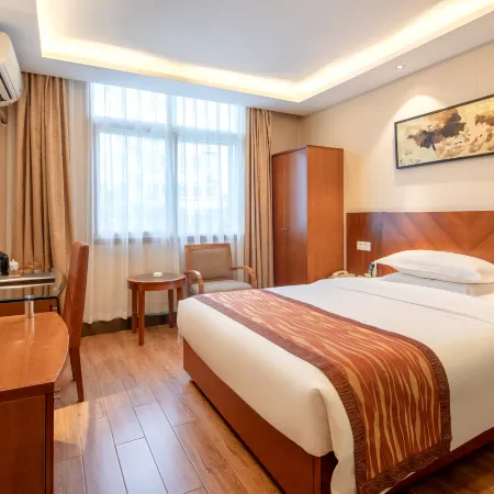 Comfortable hotel inn（Hotels at Jiangsu University of Science and Technology）
