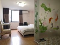 上海蓝波浪普来时尚旅店 - 标准大床房