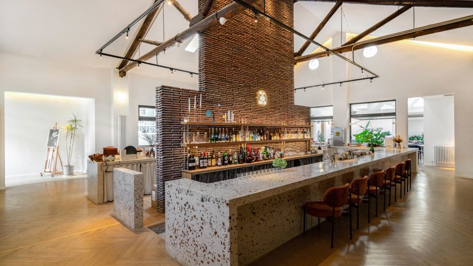 YiXi Designer Hotel