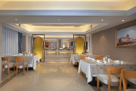 Vienna Hotel (Dunhua High-speed Railway Station)