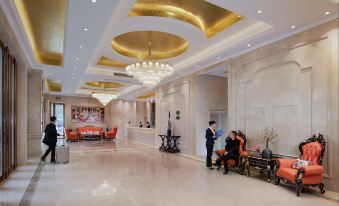 Vienna International Hotel (Shaoyang Dahan Pedestrian Street)