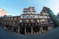Zangting Yushang Hotel - pet friendly