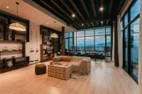 Tengchong Xitang Rehai Sulfur Hot Spring Hidden Luxury Boutique Stay (Heshun Ancient Town Yeya Lake) - พร้อมWifi