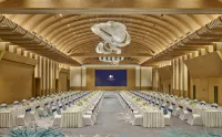 DoubleTree by Hilton Shanwei - Business