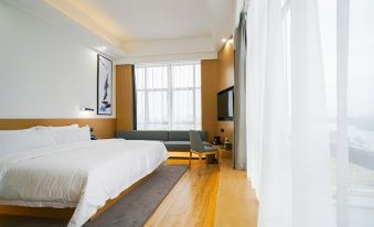 Baise Jiantong Yue Hotel (High-speed Railway Station)