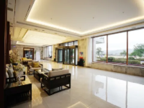 Hejin Hotel Hotels in Helong