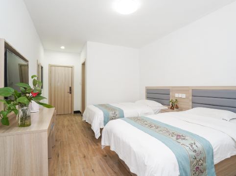 Maiju Hotel