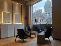Sushi Luxury Hotel (Shanghai Riyueguang Dapuqiao Subway Station Branch)
