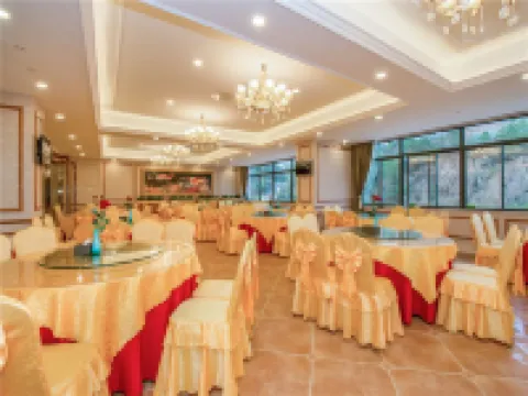 โรงแรมเวียนนา กุ้ยหลิน ผิงเลอ บัสสเตชั่น โรงแรมในผิงเล่อ
