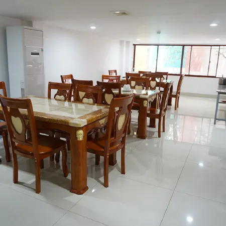 Quang Minh Nguyet Hotel Ho Chi Minh City Отели рядом с достопримечательностью «Стадион Фу Тхо»