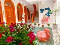 At that time,Kashigar was a homestay โรงแรมใน